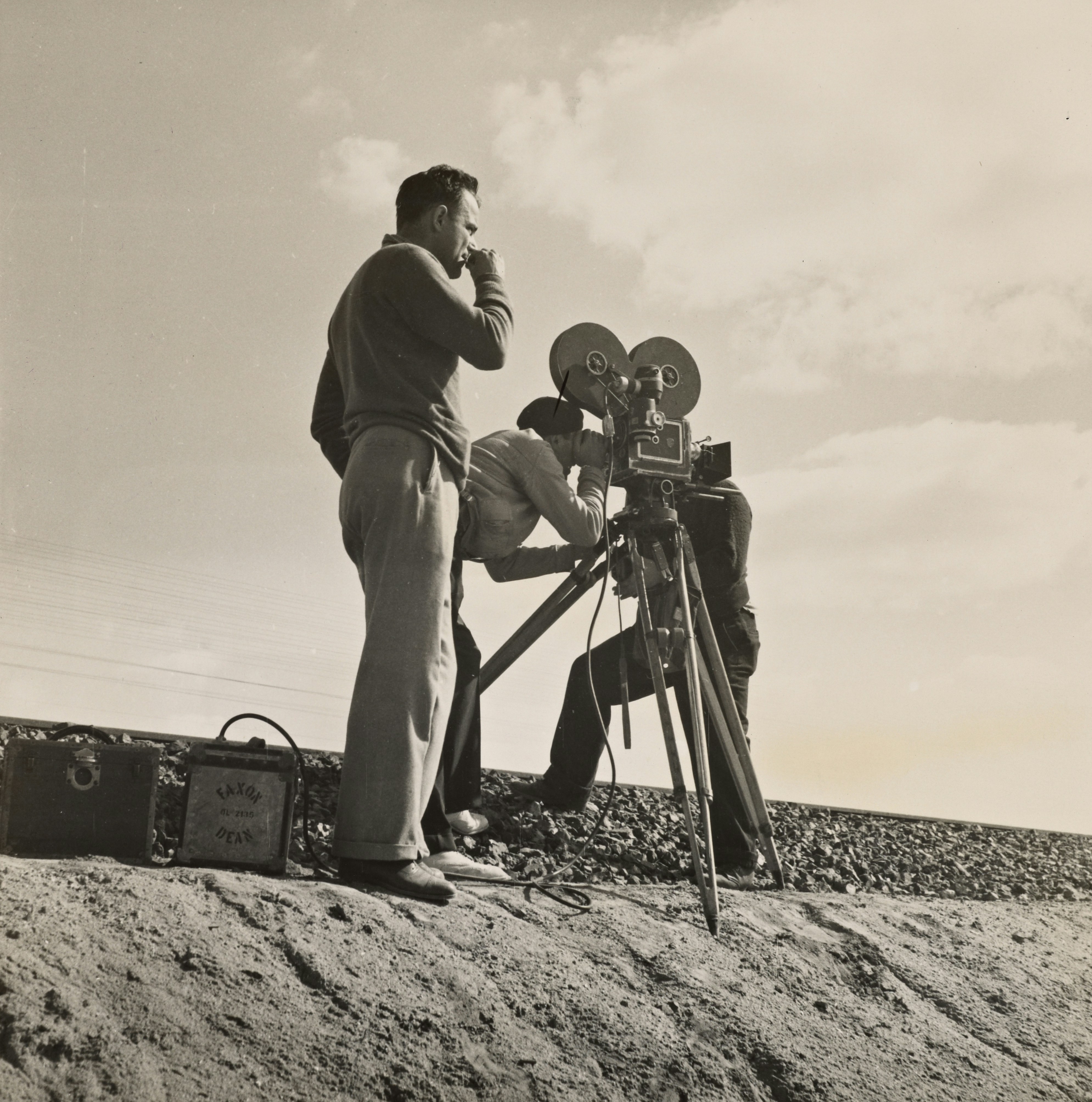 Can You Book a Last-Minute Wedding Videographer? What to Know